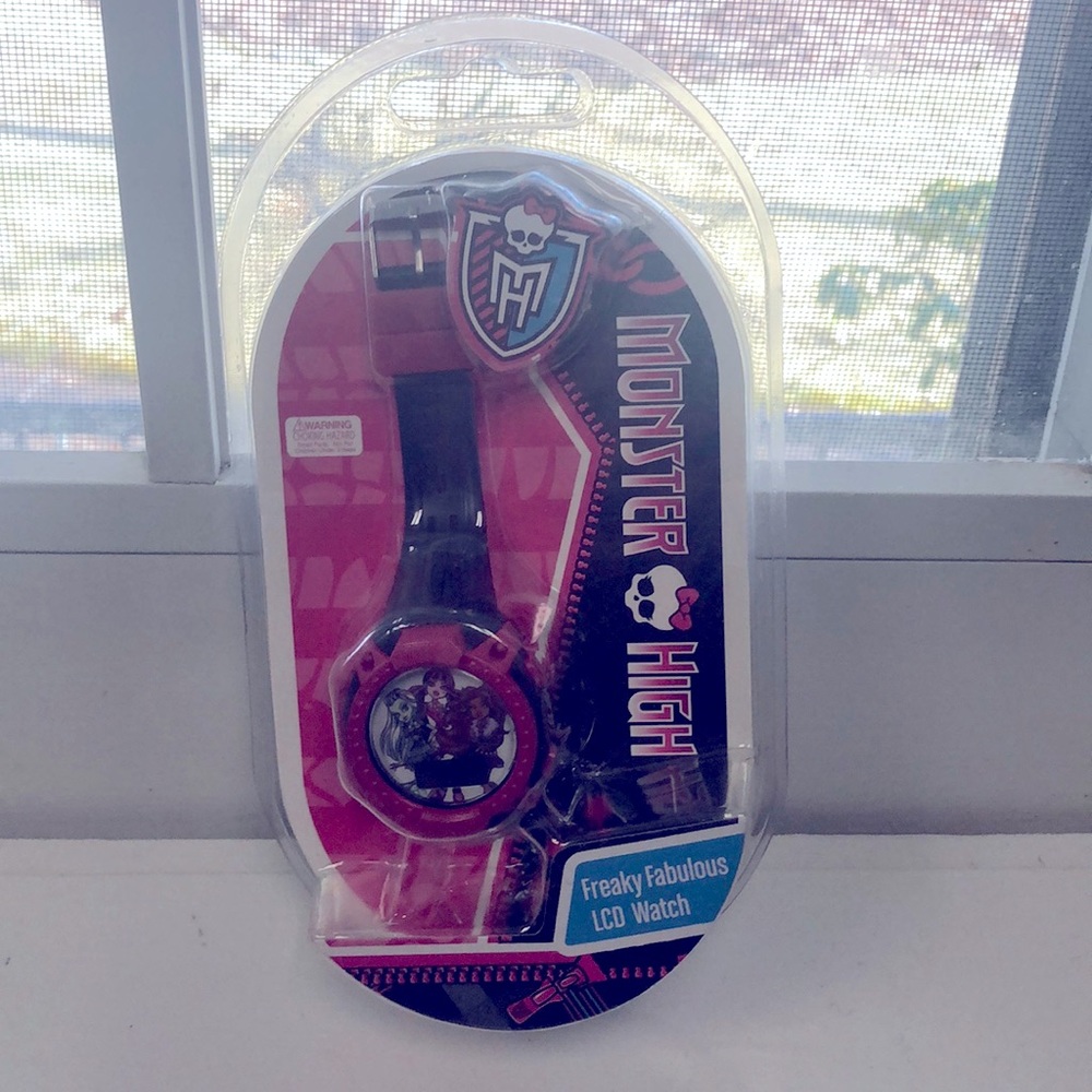 Monsters High Freaky Fabulous LCD Watch.